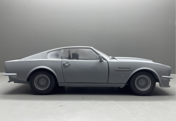 Aston Martin V8 Vantage Stirling Scale X Pack Prototipo Imagen