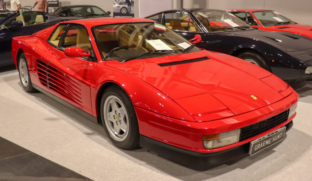 1/18 フェラーリ 1984 テスタロッサ KKスケール 1/18 フェラーリ テスタロッサ モノスペッキオ 1984