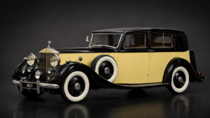 Stirling Scale 1:18 Rolls-Royce Phantom III "Goldfinger" 1964 - Limited Edition Resin Model